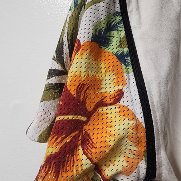 8ighth Dstrkt men's beige tshirt floral removeable sleeves Large G8EZWY - Picture 11 of 11